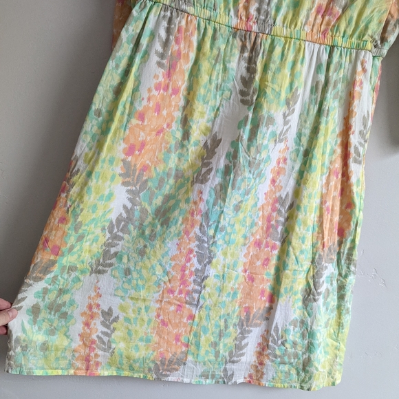 FINAL SALE 🌿GAP DRESS🌿 - Picture 4 of 7